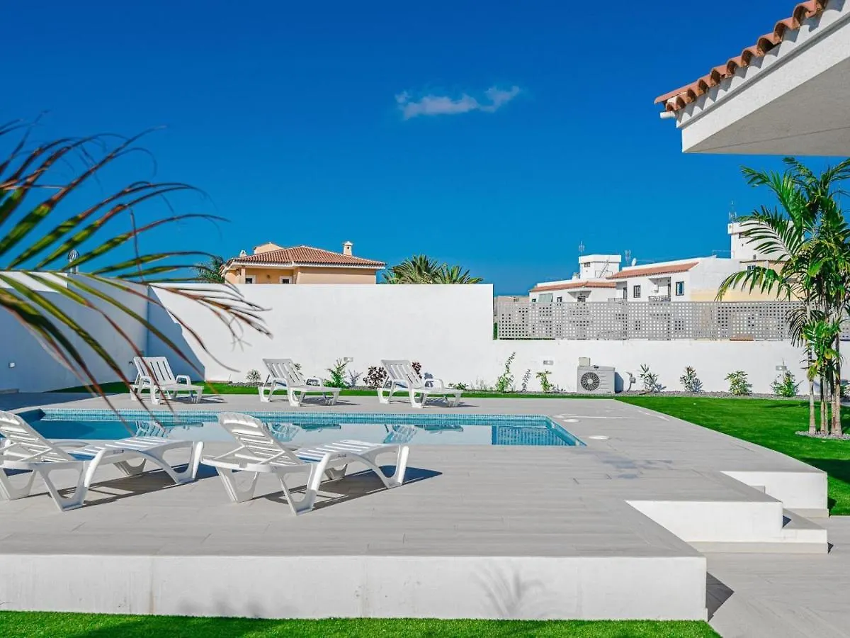 303 Villa Casa Jardin Con Piscina Y Gran Jardin Costa Adeje